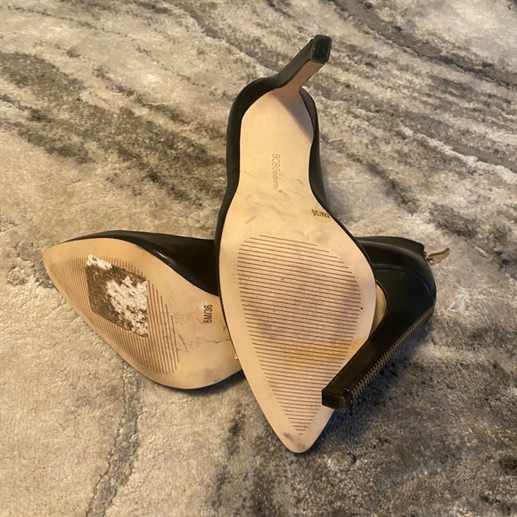 BCBGeneration zipper heels - Picture 6 of 6